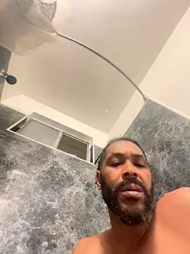 bigdinca online show from October 5, 2025, 11:01 am