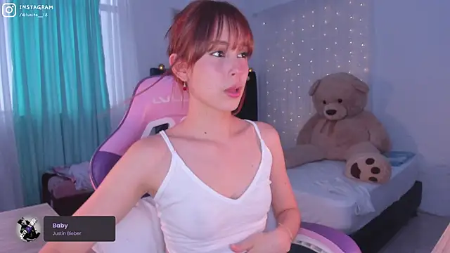 alice guerin  online show from March 8, 2025, 9:29 pm