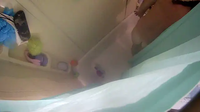 froggymclovin222 online show from April 16, 2026, 7:25 pm