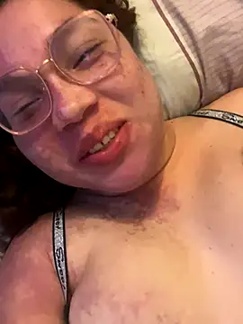 WhiteWomen online show from September 20, 2025, 4:50 am