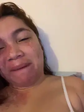 WhiteWomen online show from September 17, 2025, 11:07 pm