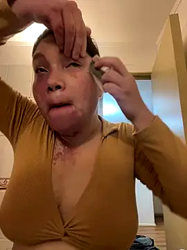 WhiteWomen online show from November 3, 2025, 5:34 am