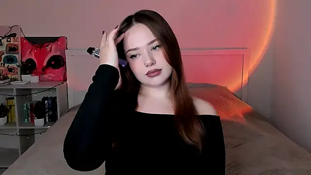 LittleKiitten online show from October 19, 2025, 1:47 pm