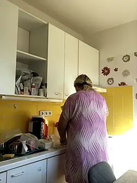 Meliss Official9 online show from October 3, 2025, 12:50 pm