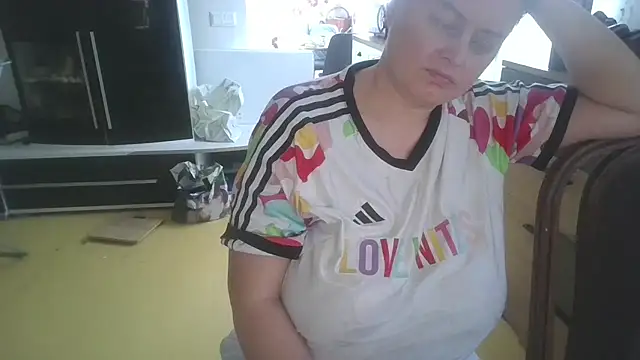 Meliss Official9 online show from February 9, 2026, 12:14 pm