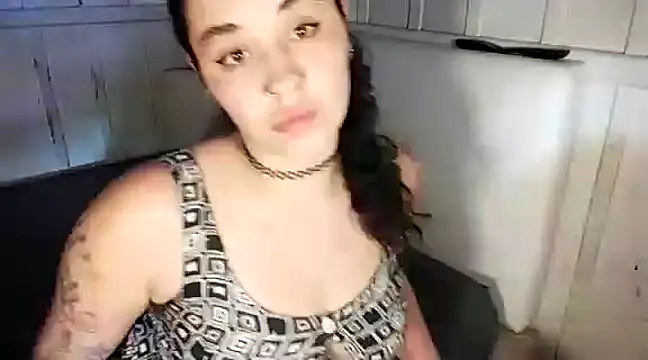 Snapshot of Rosaselvagem chatting on December 19, 2024, 5:29 pm Rosaselvagem online show from December 19, 2024, 5:29 pm