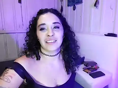 Snapshot of Rosaselvagem chatting on December 25, 2024, 7:14 am Rosaselvagem online show from December 25, 2024, 7:14 am