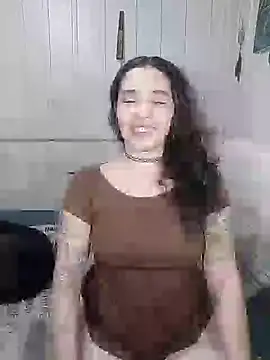 Snapshot of Rosaselvagem chatting on December 19, 2024, 4:45 am Rosaselvagem online show from December 19, 2024, 4:45 am