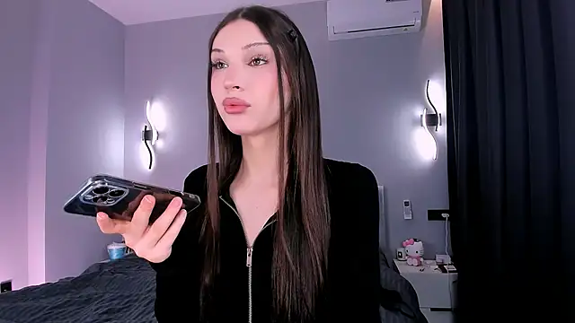 Snapshot of sharon_forever chatting on March 10, 2026, 1:26 pm sharon forever online show from March 10, 2026, 1:26 pm