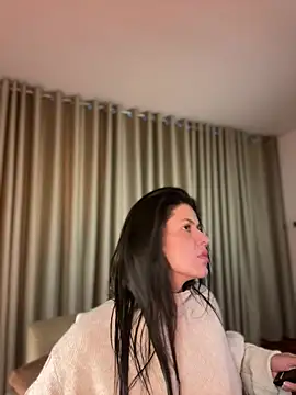Alice Biel online show from July 12, 2026, 10:54 pm