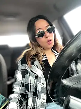 sexfire lalita online show from October 2, 2025, 1:03 pm