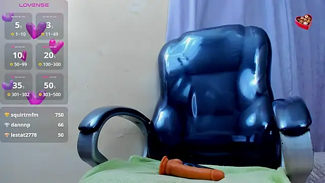 Snapshot of Hot_beauty__ chatting on March 14, 2025, 5:59 am Hot beauty online show from March 14, 2025, 5:59 am