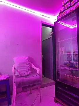 Hot beauty   online show from February 26, 2026, 3:28 am