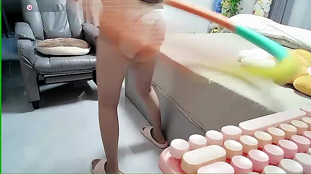 Xiaoyu-G online show from October 1, 2025, 1:26 pm