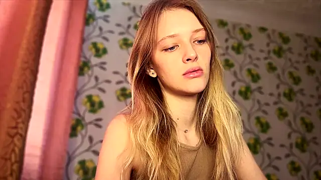 Evvie Summn1 online show from March 24, 2026, 5:40 am