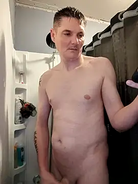 023Longandjuicy online show from April 15, 2026, 5:13 am