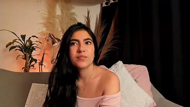 Serenity Day online show from March 15, 2026, 4:41 am