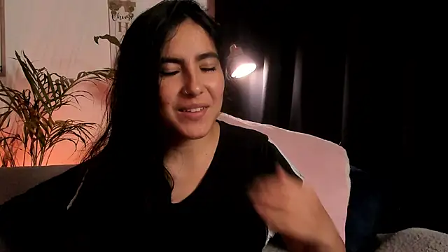 Snapshot of Serenity_Day chatting on February 4, 2025, 2:49 am Serenity Day online show from February 4, 2025, 2:49 am