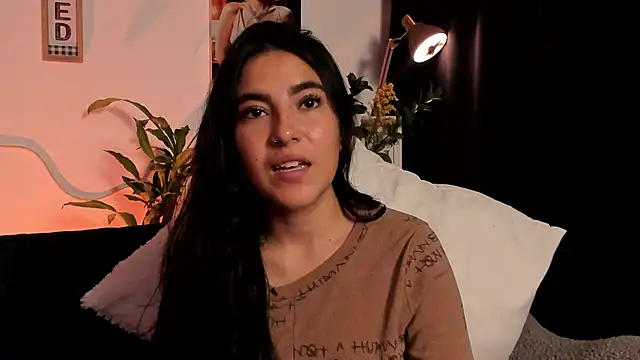 Snapshot of Serenity_Day chatting on March 17, 2025, 12:42 am Serenity Day online show from March 17, 2025, 12:42 am