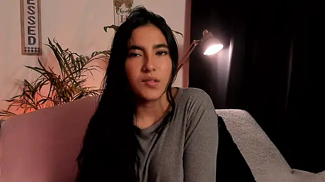 Snapshot of Serenity_Day chatting on February 7, 2025, 2:08 am Serenity Day online show from February 7, 2025, 2:08 am