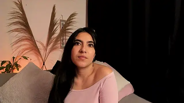 Snapshot of Serenity_Day chatting on November 13, 2025, 2:26 am Serenity Day online show from November 13, 2025, 2:26 am