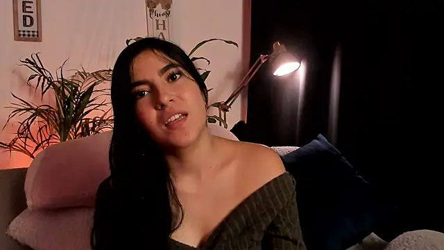 Snapshot of Serenity_Day chatting on February 11, 2025, 2:14 am Serenity Day online show from February 11, 2025, 2:14 am