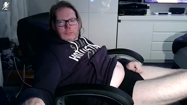 VSteph online show from October 30, 2025, 9:11 pm