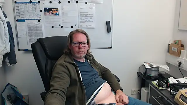 VSteph online show from September 24, 2025, 12:11 pm