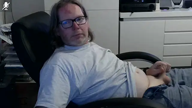 Snapshot of VSteph chatting on July 2, 2026, 7:53 pm VSteph online show from July 2, 2026, 7:53 pm