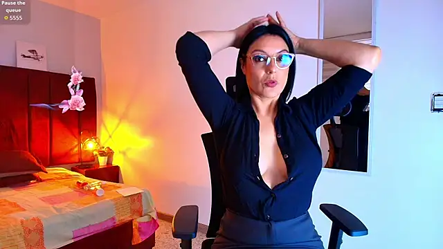 Zuzana21 online show from September 11, 2025, 1:00 pm