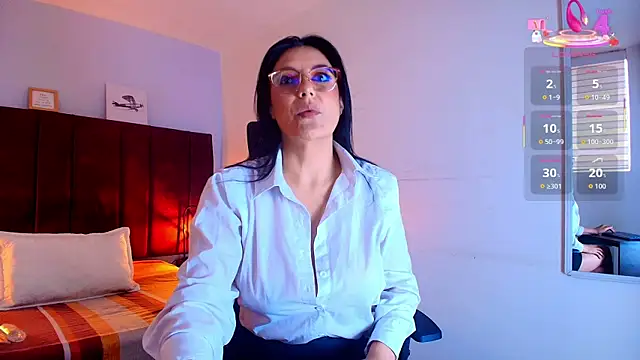 Zuzana21 online show from September 17, 2025, 12:51 pm