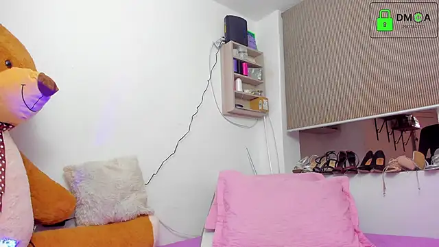 kathryn07 online show from February 20, 2025, 2:02 pm