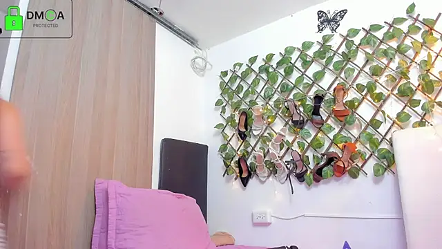 kathryn07 online show from September 18, 2025, 7:06 pm