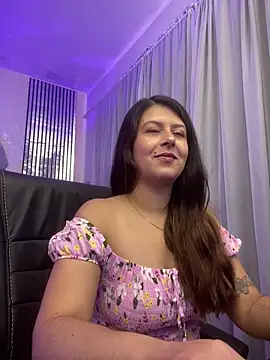 Snapshot of liss_black chatting on May 1, 2026, 3:44 am liss black online show from May 1, 2026, 3:44 am