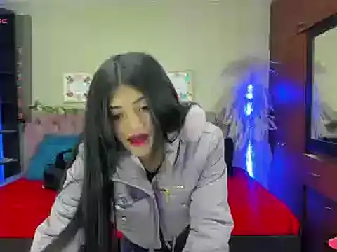 Lia Keen online show from March 8, 2025, 8:14 pm