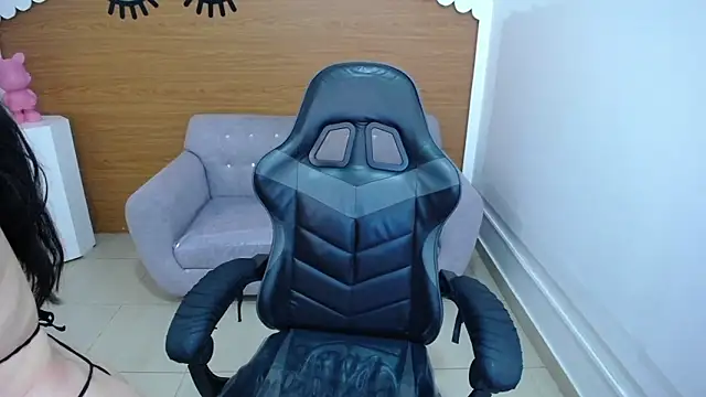 Chinatsu t online show from September 17, 2025, 12:51 pm