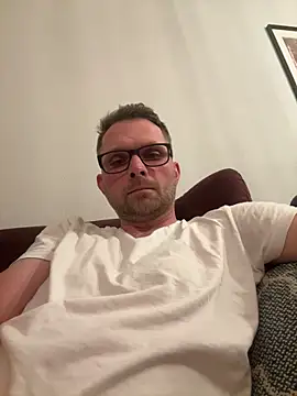 Snapshot of Perry_devot chatting on June 6, 2026, 8:25 pm Perry devot online show from June 6, 2026, 8:25 pm