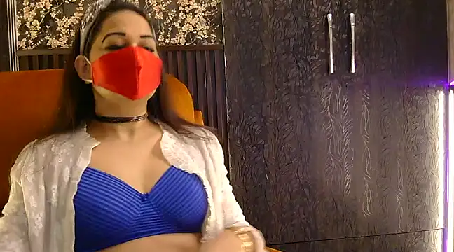 fabdemira online show from January 29, 2025, 7:32 pm