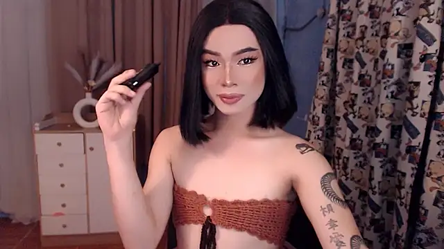 Dimpledimps69 online show from November 17, 2025, 1:26 pm