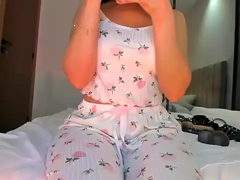 Snapshot of samar_layali chatting on March 20, 2026, 8:59 am samar layali online show from March 20, 2026, 8:59 am