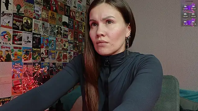 LittleLeen online show from November 6, 2025, 5:28 pm