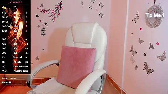 melody starr online show from October 19, 2025, 8:00 pm