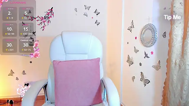 melody starr online show from September 9, 2025, 4:27 pm