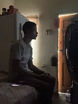 Snapshot of Johnras121 chatting on March 10, 2025, 7:40 pm Johnras121 online show from March 10, 2025, 7:40 pm