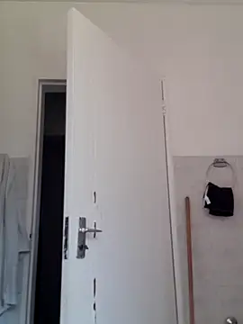 TheSweetBerry online show from October 26, 2025, 8:15 am