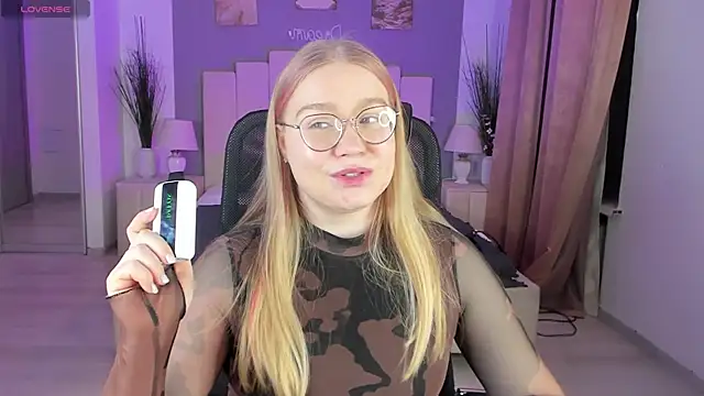 marydoji online show from January 6, 2025, 6:10 pm