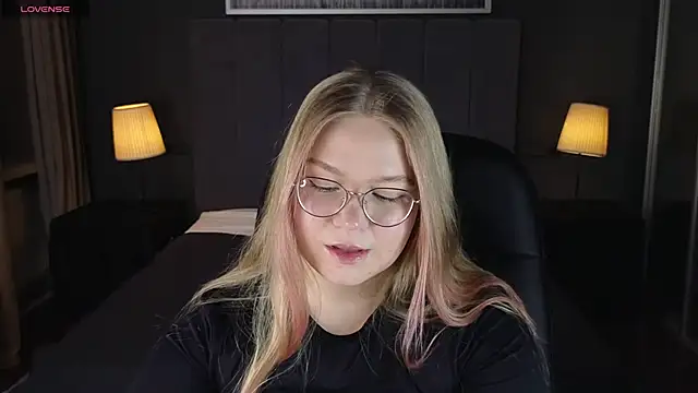 marydoji online show from January 11, 2025, 6:12 pm