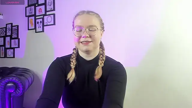 marydoji online show from February 3, 2025, 5:18 am