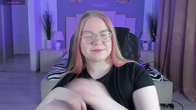 marydoji online show from January 7, 2025, 7:06 pm