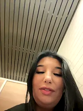 Tisha Busty online show from November 5, 2025, 11:13 am